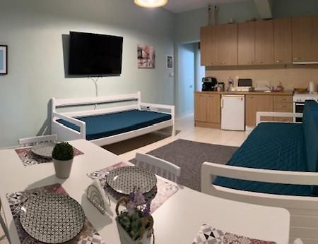 Anna'S House Apartment Síndos Екстериор снимка