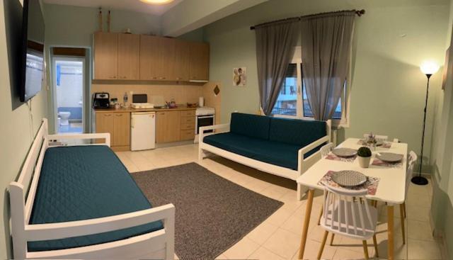 Anna'S House Apartment Síndos Екстериор снимка